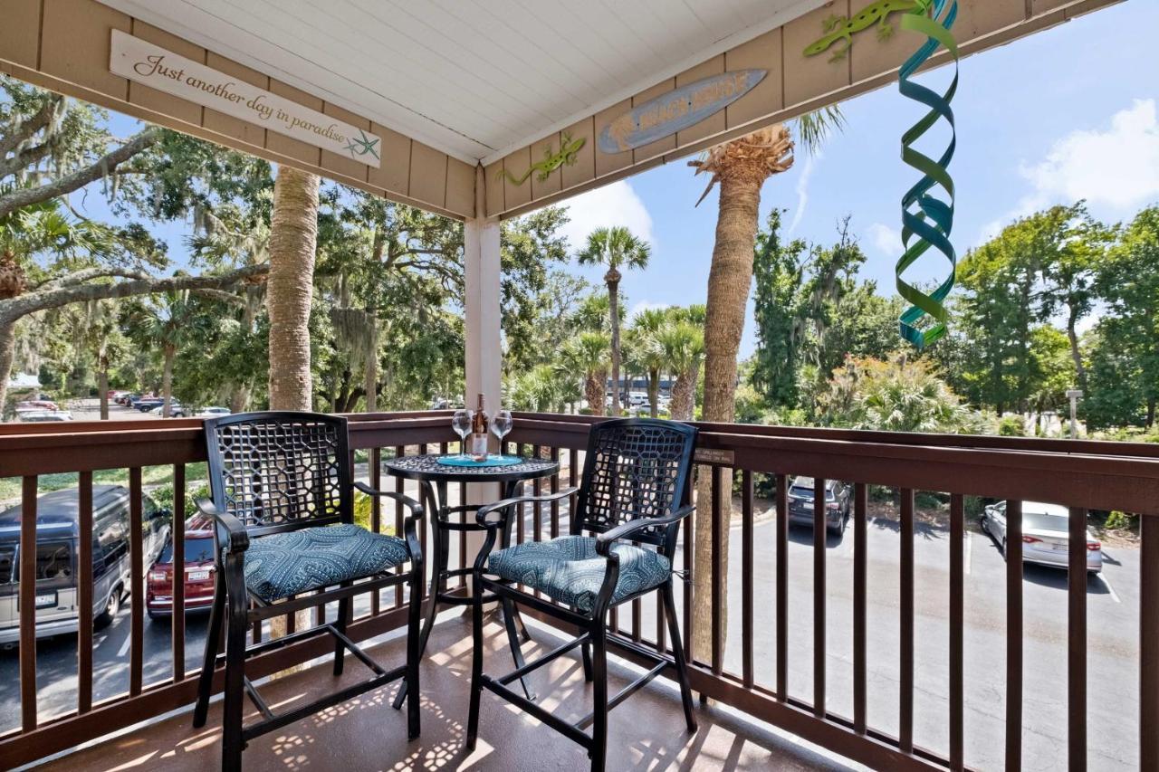 Villa With Prime Location Walk To Beach And Coligny! Hilton Head Island Dış mekan fotoğraf